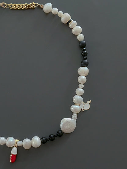 Dark Pearl Pendant Necklace